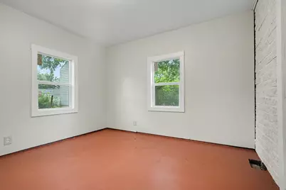 823 E Prairie Street, Pontiac, IL 61764 - Photo 13