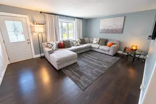 1705 Corregidor St, Joliet, IL 60435 - Photo 3