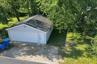 1806 222nd Pl, Sauk Village, IL 60411 - Photo 31