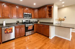 8005 O Connor Dr, River Grove, IL 60171 - Photo 13