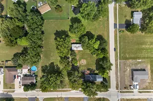 406 W 3rd St, Braidwood, IL 60408 - Photo 9