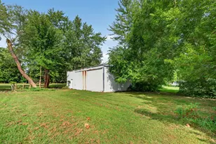406 W 3rd St, Braidwood, IL 60408 - Photo 39