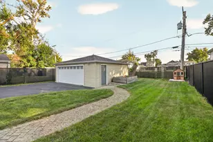 1017 Palmer St, Downers Grove, IL 60516 - Photo 19