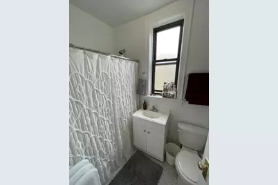 639 W Roscoe Street #P2, Chicago, IL 60657 - Photo 9