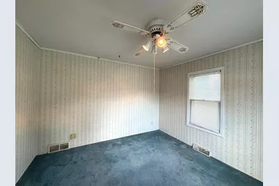 708 Godfrey Street, Streator, IL 61364 - Photo 13