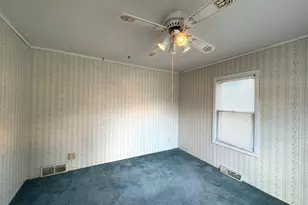 708 Godfrey St, Streator, IL 61364 - Photo 13