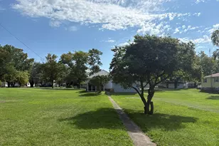 708 Godfrey St, Streator, IL 61364 - Photo 25