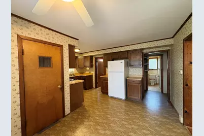 708 Godfrey Street, Streator, IL 61364 - Photo 9