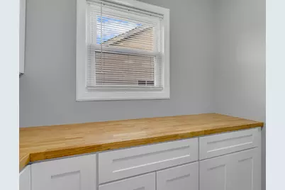 2248 S Kolin Avenue, Chicago, IL 60623 - Photo 13