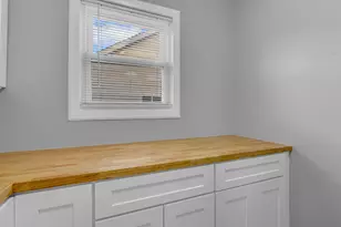 2248 S Kolin Ave, Chicago, IL 60623 - Photo 13