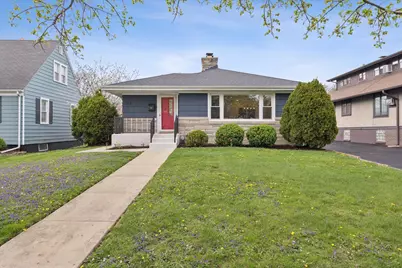 123 E Columbia Avenue, Elmhurst, IL 60126 - Photo 1