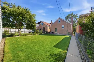 3804 S 59th Ct, Cicero, IL 60804 - Photo 21