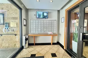 4920 N Marine Dr, Chicago, IL 60640 - Photo 3