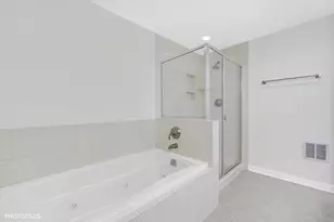 425 Benjamin Dr, Vernon Hills, IL 60061 - Photo 15