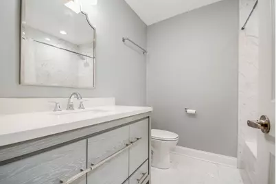 22W689 Elmwood Drive, Glen Ellyn, IL 60137 - Photo 17