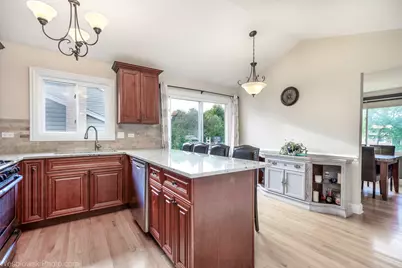 1810 71st Street, Darien, IL 60561 - Photo 11