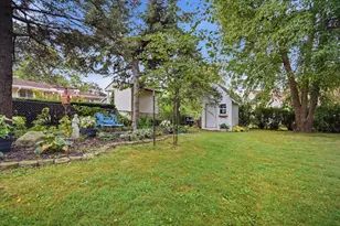801 Smith Dr, Normal, IL 61761 - Photo 25