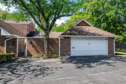 3 Chelsea On Auburn, Rolling Meadows, IL 60008 - Photo 1