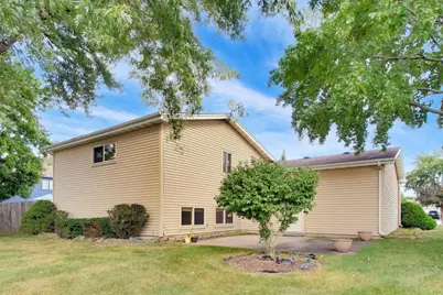 1009 Beverly Court, Lombard, IL 60148 - Photo 29