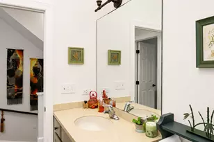 161 S Grove Ave, Elgin, IL 60120 - Photo 25