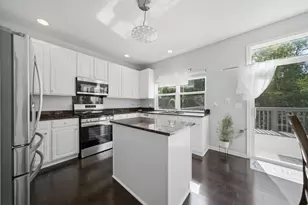 1841 W Rookery Cir, Round Lake, IL 60073 - Photo 15