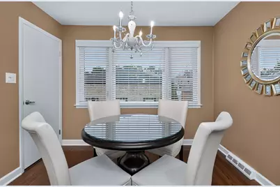 5533 S Sayre Avenue, Chicago, IL 60638 - Photo 9