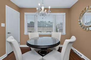 5533 S Sayre Ave, Chicago, IL 60638 - Photo 9