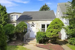 4438 N Narragansett Ave, Harwood Heights, IL 60706 - Photo 3