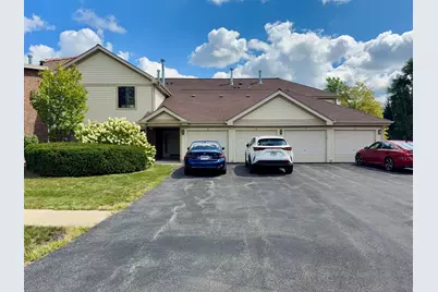 871 E Coach Road #5, Palatine, IL 60074 - Photo 1