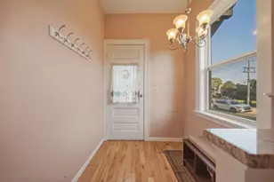 402 N Division Ave, Polo, IL 61064 - Photo 19