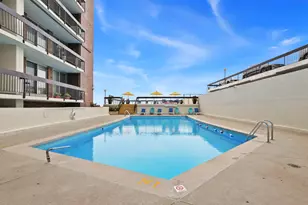 5901 N Sheridan Rd, Chicago, IL 60660 - Photo 23