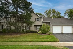 59 Gant Cir, Streamwood, IL 60107 - Photo 1