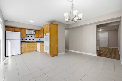 2038 Farnham Court, Schaumburg, IL 60194 - Photo 3