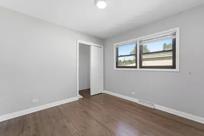 146 W 27th Street, Chicago Heights, IL 60411 - Photo 9