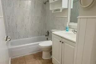 720 Hill Dr, Hoffman Estates, IL 60192 - Photo 9