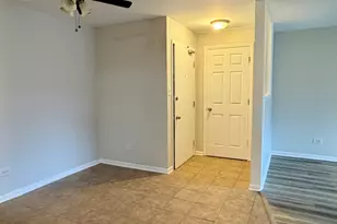 720 Hill Dr, Hoffman Estates, IL 60192 - Photo 3