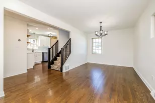 5548 S Kilbourn Ave, Chicago, IL 60629 - Photo 5