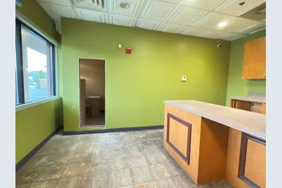 16644 Oak Park Avenue, Tinley Park, IL 60477 - Photo 3