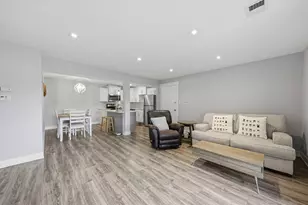 4929 W 109th St, Oak Lawn, IL 60453 - Photo 5