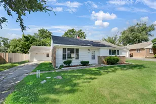 55 Apple Ln, Park Forest, IL 60466 - Photo 1