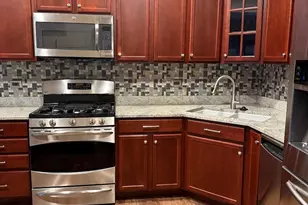 1282 Newport Cir, Pingree Grove, IL 60140 - Photo 9