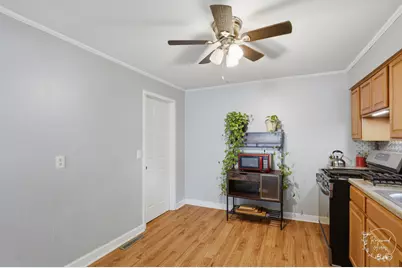 1556 S 4th Avenue, Kankakee, IL 60901 - Photo 7