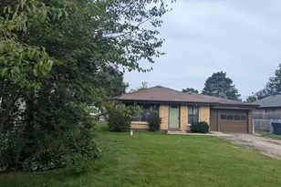 39180 N Petite Terrace, Lake Villa, IL 60046 - Photo 1