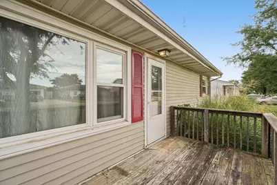 1115 Eastview Drive, Paxton, IL 60957 - Photo 5