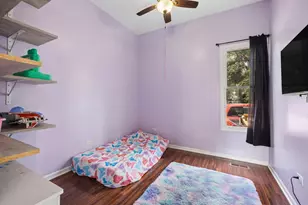 754 N Hickory St, Joliet, IL 60435 - Photo 15