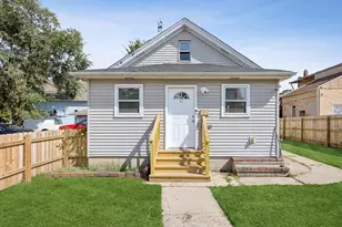 754 N Hickory St, Joliet, IL 60435 - Photo 1