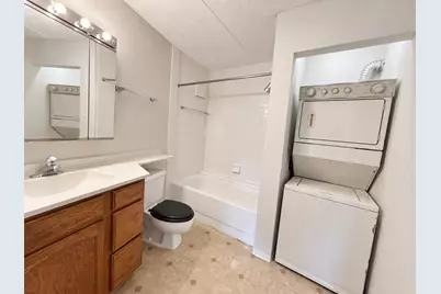 1 Bloomingdale Place #404, Bloomingdale, IL 60108 - Photo 17