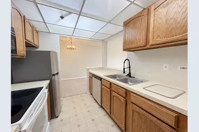 1 Bloomingdale Place #404, Bloomingdale, IL 60108 - Photo 9