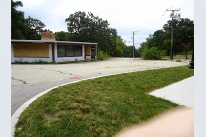 901-915 Cary Road, Algonquin, IL 60102 - Photo 1