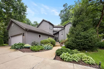915 Knollwood Lane, West Chicago, IL 60185 - Photo 1